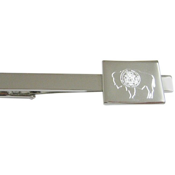 Wyoming State Map Shape and Flag Design Tie Clip - Picture 1 of 2